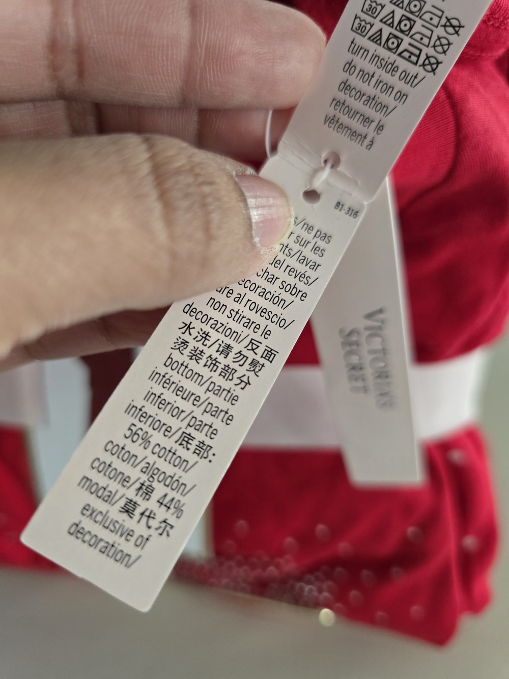 Victoria's Secret Flannel Long-Sleeve Tee-Jama Set - Picture 6 of 6